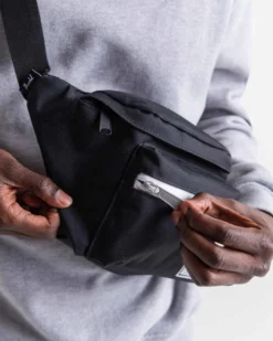 HERSCHEL SEVENTEEN FANNY PACK (10017-00001) -Dakine Surfing Store 10017 ALLCOLORS 07.jpg.sthumbnails.1000.1250.webp 51200.1679678645