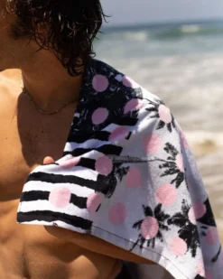 LEUS PARKER COFFIN TOWEL -Dakine Surfing Store 3V3A2636 2968 99336.1673632356