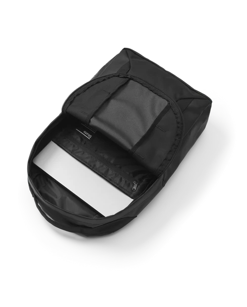 DB BOARD BAGS SKATE ESSENTIAL 15L BLACK OUT (EX) 5 DB BOARD BAGS SKATE ESSENTIAL 15L BLACK OUT (EX) - Image 5