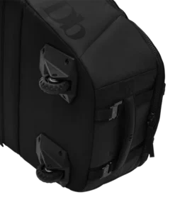 DB The Djarv 3-4 Surfboard Coffin -Dakine Surfing Store TheDjarv3 4SurfboardCoffin 5 e56d2415 1167 4375 acca 581621b99f08 15462.1666305579