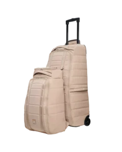 DB BOARD BAGS HUGGER BACKPACK 30L DESER KHAKI (EX) -Dakine Surfing Store TheStrom30LBackpack 4 d14cc659 795f 458b a3d4 c46b1988aeba 31901.1694962330