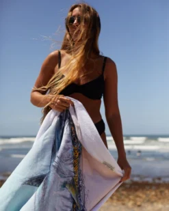 LEUS AMADEO BACHAR YELLOWTAIL BEACH ECO TOWEL 9 LEUS AMADEO BACHAR YELLOWTAIL BEACH ECO TOWEL -Dakine Surfing Store leus beachtowel abachar yellowtail3 14622.1673632288