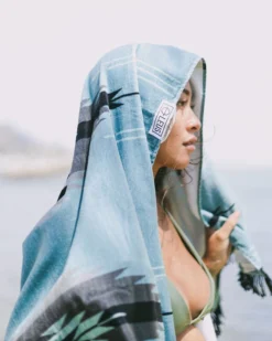 LEUS HERITAGE SKY BEACH ECO TOWEL -Dakine Surfing Store leus beachtowel heritage sky 3 91715.1673632266