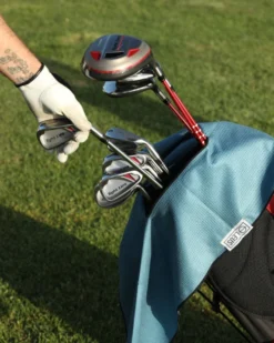 LEUS OCEAN GOLF ECO TOWEL -Dakine Surfing Store leus caddytowel ocean 3 82658.1673632302