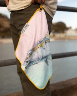 LEUS AMADEO BACHAR YELLOWTAIL FISHING ECO TOWEL -Dakine Surfing Store leus fishingtowel abachar yellowtail3 85456.1673632286