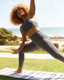 LEUS ALPACA YOGA ECO TOWEL -Dakine Surfing Store leus yogatowel alpaca3 47547.1673632285